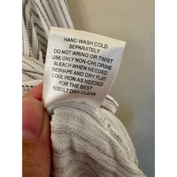 Hippie Rose White Brown Striped Tie Front Long Sleeve Blouse Shirt Size Large - Picture 10 of 10